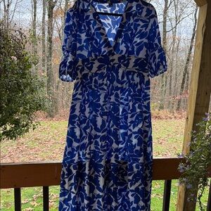 NWOTS SHEIN Blue and White Floral Midi Dress